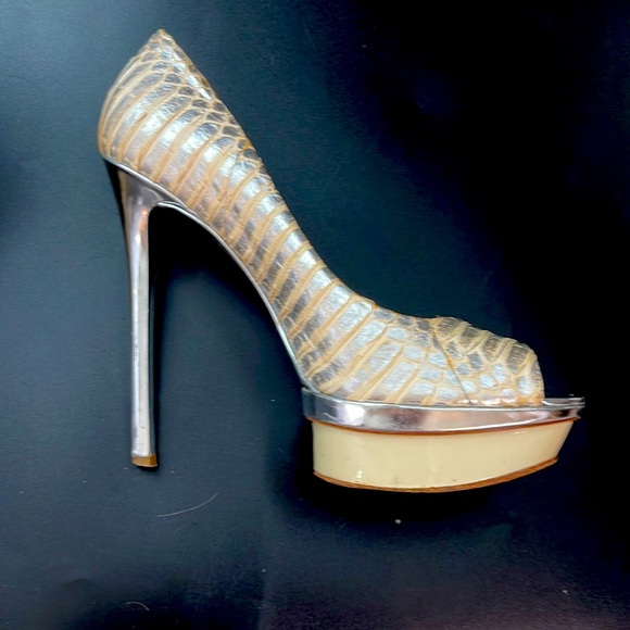 TOO SASSY!! Sz 9.5 Peeptoe snake skin platform heels!! - Picture 3 of 7